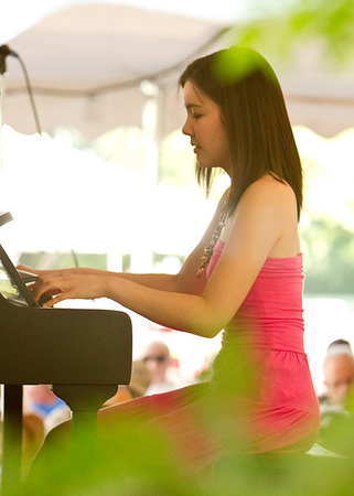 1 - Terrific performance by Stephanie all weekend long. The audience was blessed with great music and perfect summer weather! : Jazz Festival Photos : Peter Wnek Photography: Fine Art, Commercial, Portraits in Meriden, CT